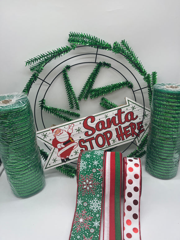 Santa Stop Here Wreath Kit