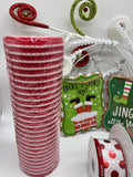 10" Bottoms up Elf Wreath Kit