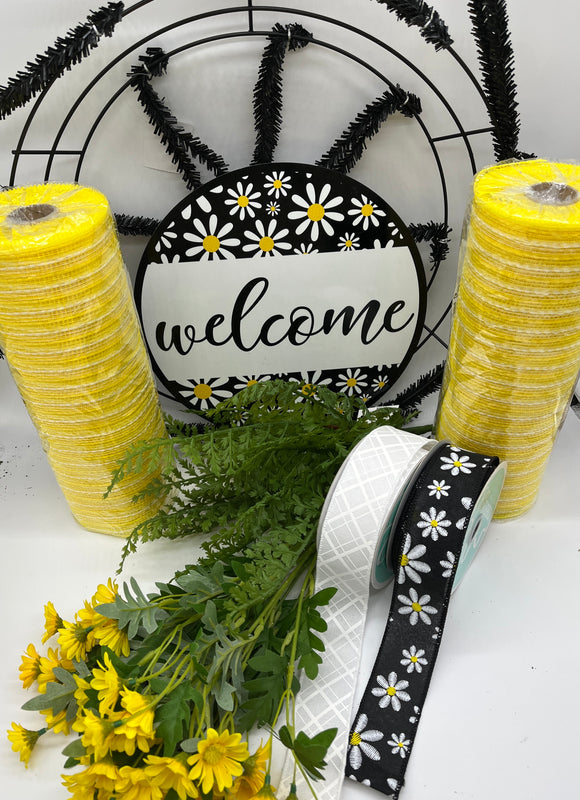 Welcome Daisy Wreath Kit