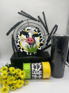 Cute Cow V2 Wreath Kit